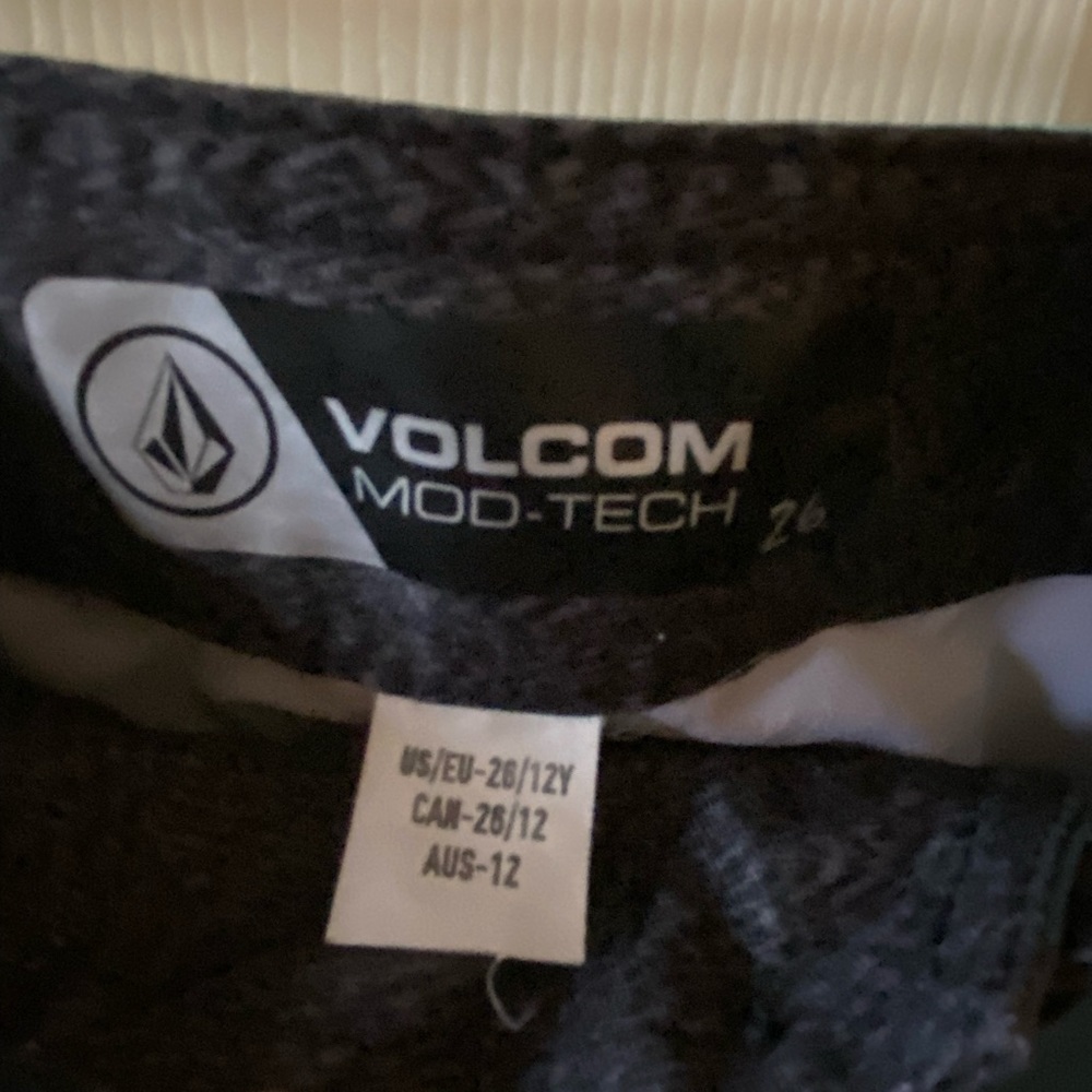 Volcom Swimtrunks - Picture 3 of 3